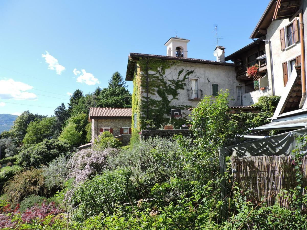 Casa Maggiana Villa แมนเดลโล เดล ลาริโอ ภายนอก รูปภาพ